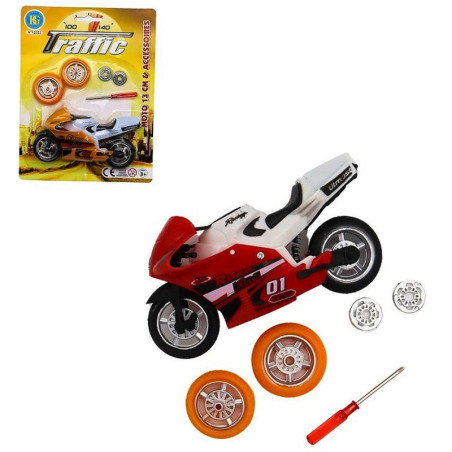 MOTO 13 CM AVEC ACCESSOIRES